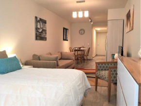URBANA SUITES & STUDIOS 440